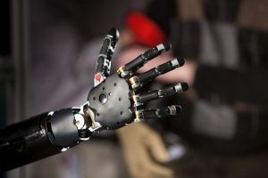 Brain-Controlled_Prosthetic_Arm